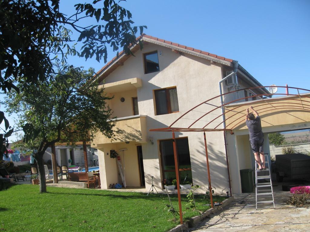 Medovo Villa Tunley מראה חיצוני תמונה